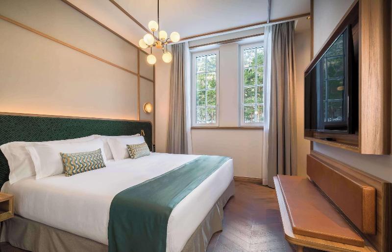 Canfranc Estacion Royal Hideaway Hotel Экстерьер фото